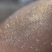 Load image into Gallery viewer, Field of Flowers - Purrfect Glow Highlighter
