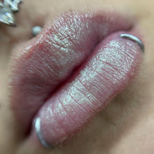 Load image into Gallery viewer, Covet #Plumped Lipgloss