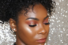 Load image into Gallery viewer, Henna - Purrfect Glow Highlighter